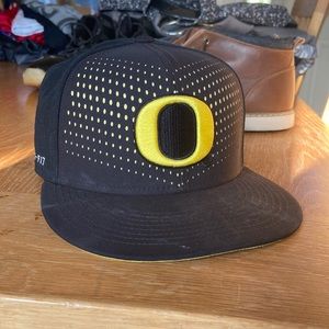 Oregon Ducks Black Nike Flatbill